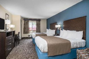 Americinn By Wyndham North Hotel