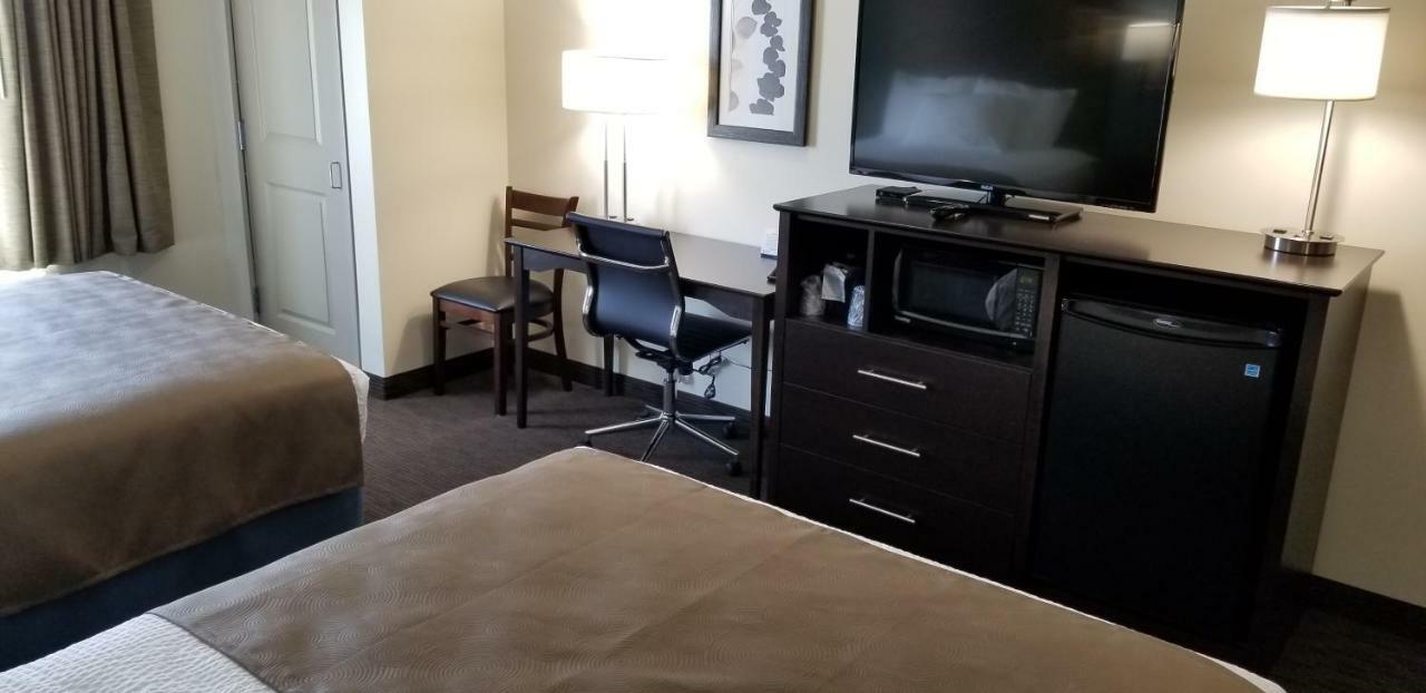 Americinn By Wyndham North Hotel